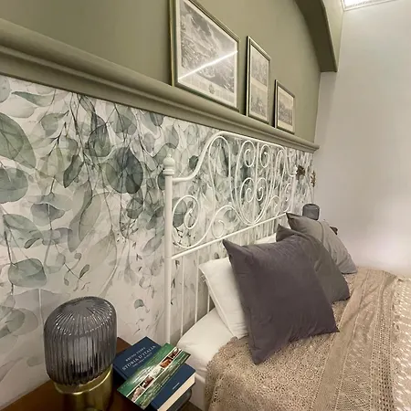 Domus Flora Reggio de Calabre