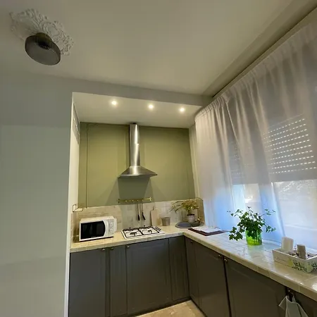 Domus Flora Bed & Breakfast