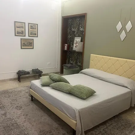 Bed & Breakfast Domus Flora